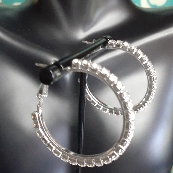 18K White Gold Filled Cubic Zirconia Hoops 1.7 Dia - Picture 5 of 7